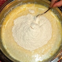 Дрожжевое творожное тесто с творогом