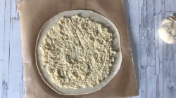 название картинки Дрожжевой пирог с сыром