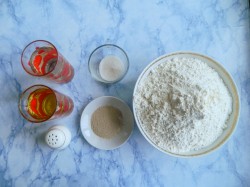 Дрожжевое тесто для жареных пирожков