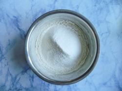 Дрожжевое тесто для жареных пирожков