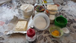 название картинки Два разных пирога из песочного теста