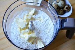 Пирожки на сметане Элеш с курицей - шаг 2 Пирожки на сметане Элеш с курицей - шаг 2