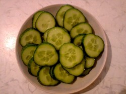 название картинки Еврейская закуска из сыра с чесноком