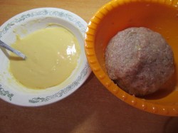 название картинки Мясной фарш в кляре бризоль на сковороде