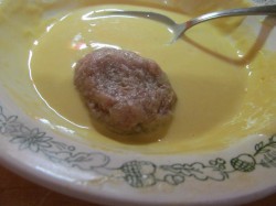 название картинки Мясной фарш в кляре бризоль на сковороде