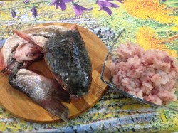 Белый амур запеченный в духовке фаршированный