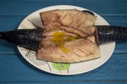 Фаршированная скумбрия в духовке