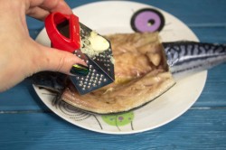 Фаршированная скумбрия в духовке