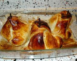 Фаршированные Груши в слоенном тесте