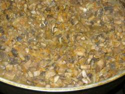 Кальмары фаршированные сыром и грибами