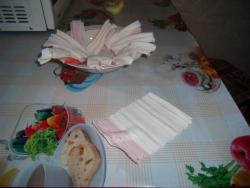 Фаршированные морковью крабовые палочки в кляре