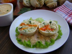 название картинки Фаршированные кальмары с рисом и яйцом