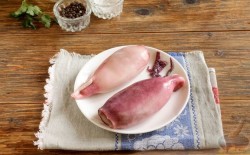 название картинки Фаршированные кальмары в год Свиньи-Кабана