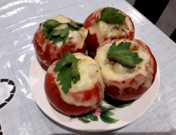 Помидоры фаршированные курицей сыром грибами в духовке