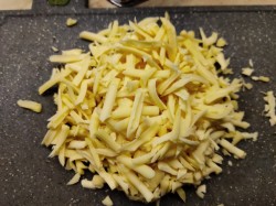 Фаршированные помидоры с сыром в духовке