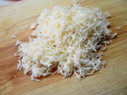 Фаршированные помидоры с ветчиной и сыром