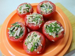 Фаршированные помидоры с ветчиной и сыром