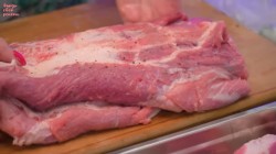 название картинки Фаршированные рулеты с сочной начинкой из нежнейшей свинины