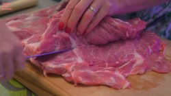 название картинки Фаршированные рулеты с сочной начинкой из нежнейшей свинины