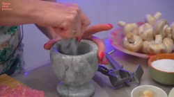 название картинки Фаршированные рулеты с сочной начинкой из нежнейшей свинины