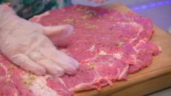 название картинки Фаршированные рулеты с сочной начинкой из нежнейшей свинины