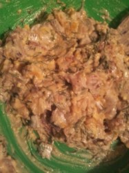 Фаршированные яйца с килькой