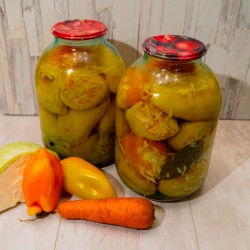 название картинки Фаршированный болгарский перец с капустой на зиму