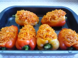 Фаршированный перец запеченный в духовке с мясом - шаг 5