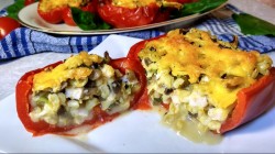 Фаршированный перец с булгуром запечённый под сыром