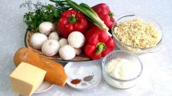 Фаршированный перец с булгуром запечённый под сыром