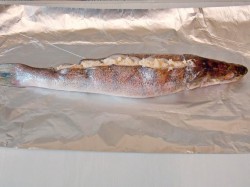 Фаршированный судак в духовке целиком