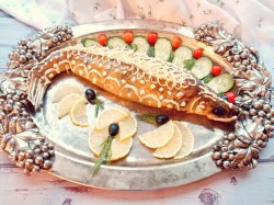 Фаршированный судак в духовке целиком