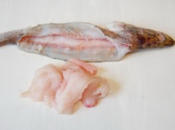 Фаршированный судак в духовке целиком