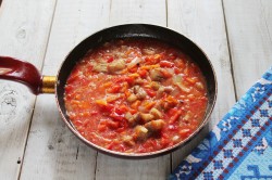 название картинки Фасоль тушеная с мясом