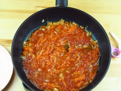 Фасоль в томатном соусе  Beans in Tomato Sauce