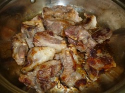 Фасолевый суп с грибами и ребрышками