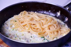 Фетучини с грибами