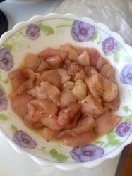 название картинки Баклажаны с курицей запеченные в духовке с перцем