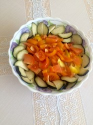 название картинки Баклажаны с курицей запеченные в духовке с перцем