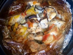 название картинки Баклажаны с курицей запеченные в духовке с перцем