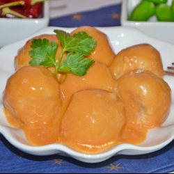 Фишболы в томатно-сметанном соусе