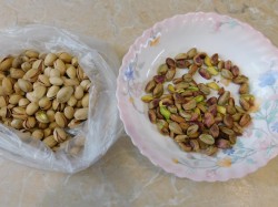 название картинки Фисташковый рулет с малиной