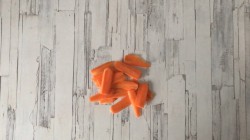 Рыба в пергаменте с грибами и морковью