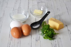 название картинки Французский омлет с начинкой из сыра и зеленью