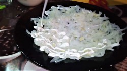 название картинки Французский салат плавленный сыр с майонезом и яйцом