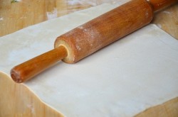 Французский пирог с картофелем, ветчиной и грибами