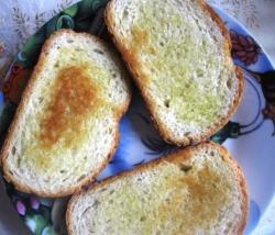 Луковый суп с сыром и гренками