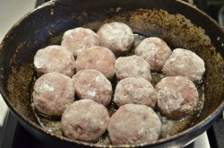 название картинки Фрикадельки из говяжьего фарша