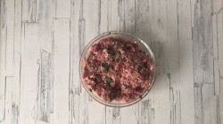 Фрикадельки в духовке с подливкой