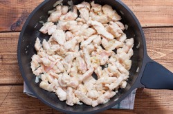 Фрикасе из курицы классический